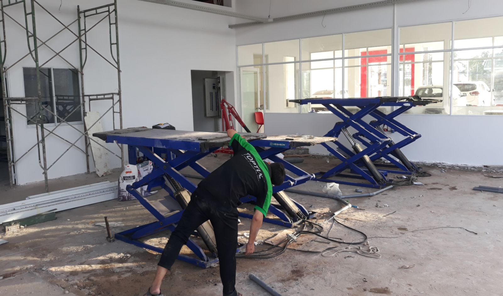 Cầu nâng cắt kéo ô tô HESHBON HL-35S